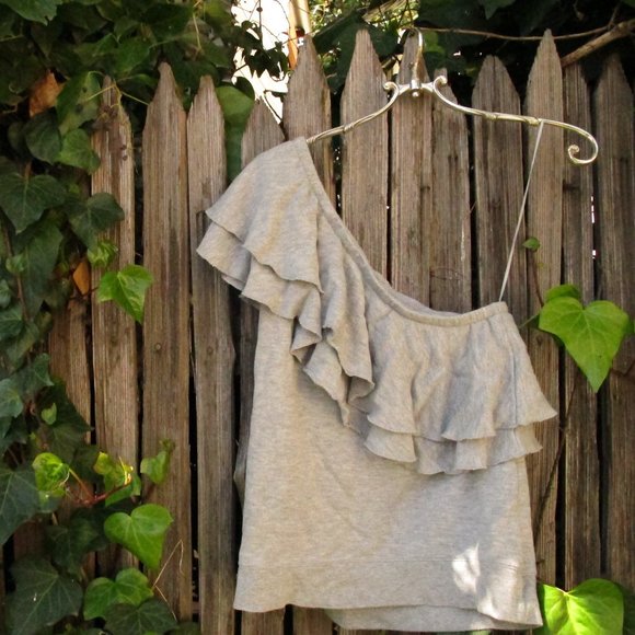 Chelsea28 Ruffle One-Shoulder Top - Picture 6 of 8